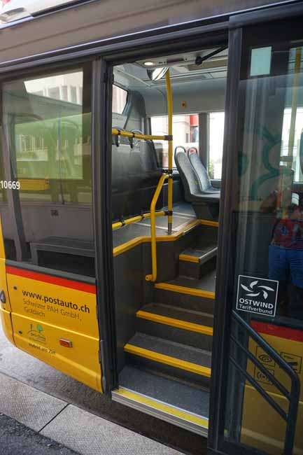 Post Auto Scania Citywide Hybrid K320 10669 rear seating and entrance